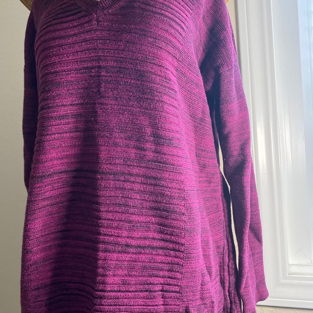 Ellen Tracy Burgandy Blouse